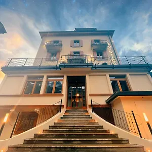 ** Hotel La Verticale Francia
