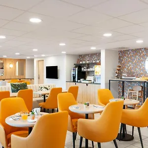 *** Apartahotel Residhome Aéroport Francia